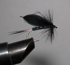 ���� CDC 022  puff caddis black � 12